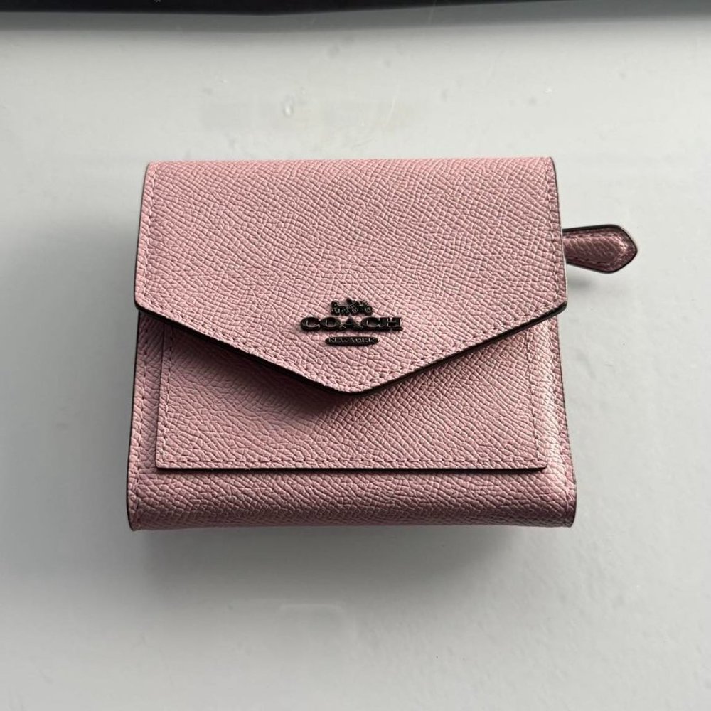Coach Wyn Leather Small Wallet
